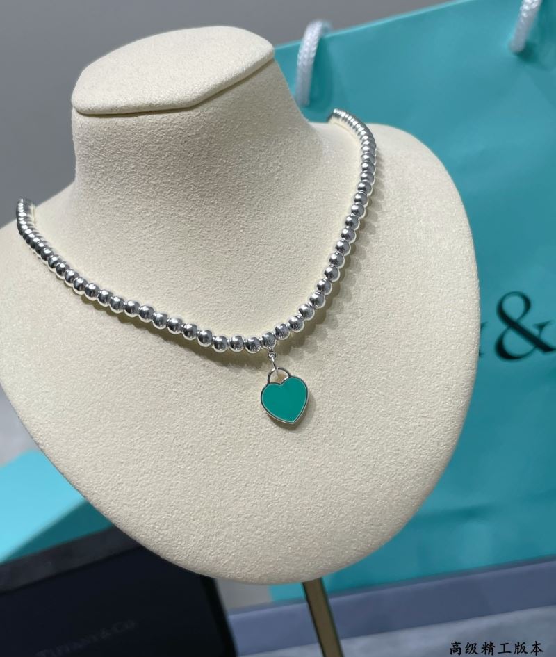 T*f*ny necklaces